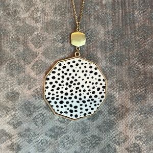 Black and white pendant necklace